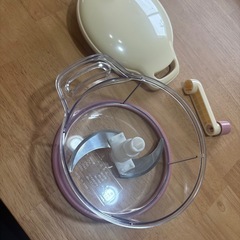 お話中　
レトロ　ハンドル野菜カッター