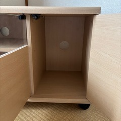テレビ台の画像