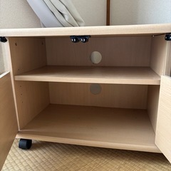 テレビ台の画像