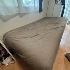 ベッド