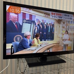 TOSHIBA 液晶TV テレビ　32インチ