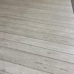 ダイニングテーブルの画像