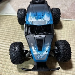おもちゃの充電器とバッテリー探してます。