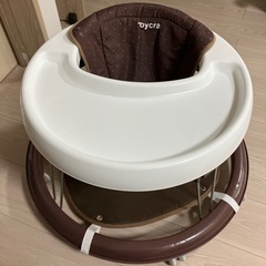 ベビー　歩行器　