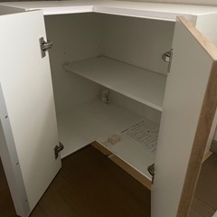 0円　未使用品　キッチン吊り戸棚　L字型の画像