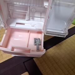 リカちゃん人形　冷蔵庫の画像