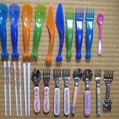 【他何か買っていただける方限定で無料】スプーン・フォーク　一式の画像