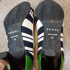 REGALリーガルパンプスの画像