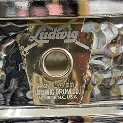 Ludwig LM400K ハンマードアルミシェル スネアドラムの画像