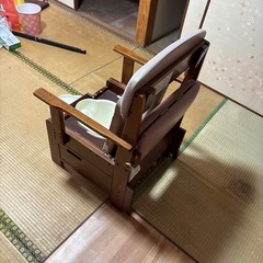 介護用　木枠ポーダプルトイレの画像