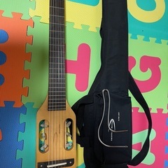 ultra light travel guitarの画像