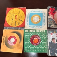 昭和レトロなシングルレコード盤の画像