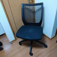 オカムラ　オフィスチェアの画像