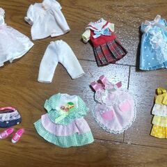 リカちゃん人形👯　お着替え洋服いろいろ・ピザーラコラボグッズの画像