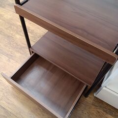 ★ジモティ割あり★  レンジ台 ブラウン H100×D47×W60 クリーニング済み MT4323の画像