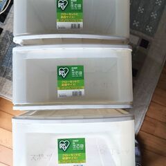 チェスト中古３個　クローゼットに最適サイズの画像