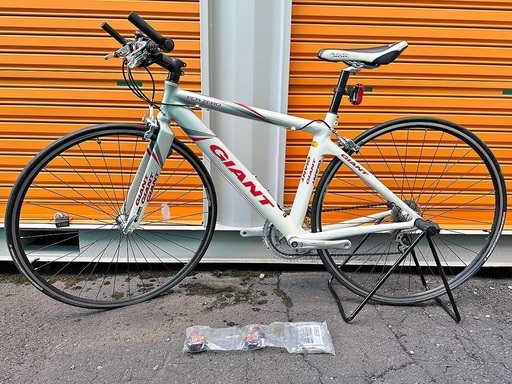 お値引き！GIANT(ジャイアント) FCR0 (ゼロ) Mサイズ　2012年製 お値引き！GIANT(ジャイアント) FCR0 (ゼロ) Mサイズ 2012年製