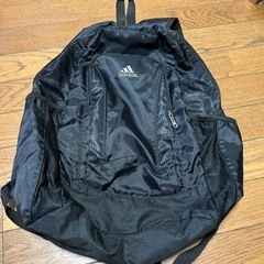 アディダスリュック　黒