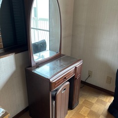 大塚家具のドレッサー