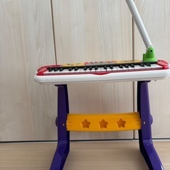 おもちゃ　ピアノの画像