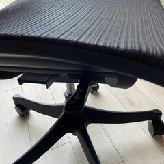 オフィスチェア エルゴヒューマン　Ergohumanの画像