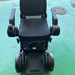 次世代の電動車いす　WILL モデルC