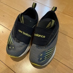 NewBalance スニーカー　15cm
