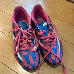 スパイク　サッカー　22.5 adidas
