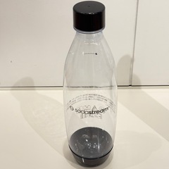 ソーダストリーム ボンベとDWSボトルの画像