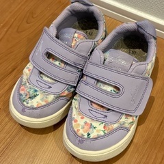 靴　キッズ　18.5