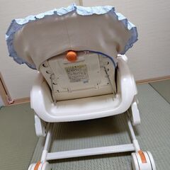combi　コンビ　ハイローチェアの画像