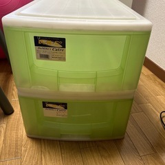 収納ケース　　2個