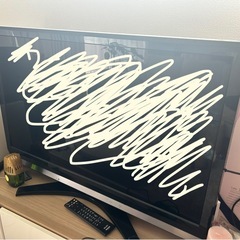 40インチ　液晶テレビ