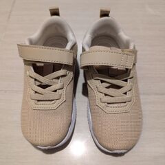 PUMAスニーカー16cmの画像