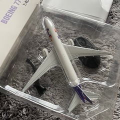 FedEx ボーイング777F模型の画像