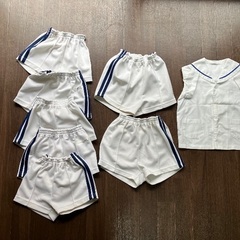 カナリヤ保育園　白ズボンと夏制服(セーラー)