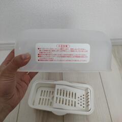 哺乳瓶240ml　哺乳瓶消毒器　セットの画像
