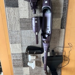 シャーク　コードレス　ハンディ２in１掃除機の画像