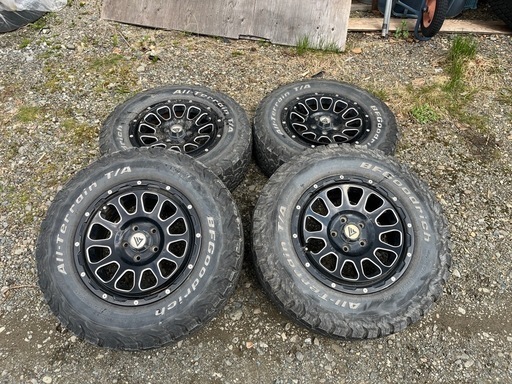 北海道札幌市近郊　PCD114.3 5穴　7j BFgood rich デリカ　直接引き取り歓迎！！