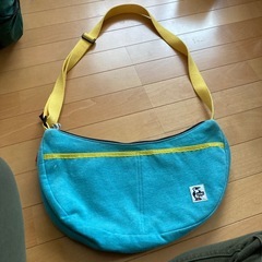 CHUMSバック