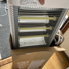 コイズミ　電気ストーブ　KEH-0943/Wの画像