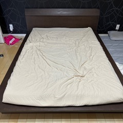 ダブルベッド　ニトリ