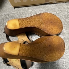 LEPOサンダルの画像