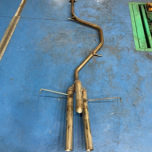 PRIUS50ステンレスマフラー本体 TOYOTA 50プリウス 純正マフラー加工 ステンレス60π 3本出し