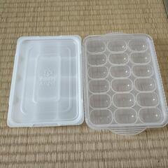 離乳食トレー　冷凍保存　フリージングトレー　西松屋　リッチェル