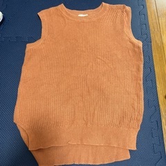GU ニット ノースリーブ