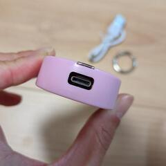ーラーモバイルバッテリー ミニ mini キーホルダー式 軽量 便利 小型 直接充電 コネクター内蔵 ケーブル内蔵 3000mAh 無線充電 ウォッチ iPhone Type-C タイプC ライトニング アイフォ｜Ｆｌａｐ　Ａｎｇｅｌの画像