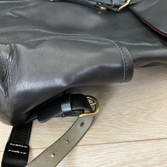 【美品】合皮 メンズリュック マチありの画像