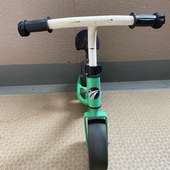 幼児用自転車　ストライダーの画像
