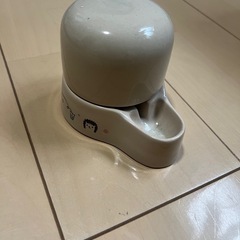 ハリネズミの水入れ